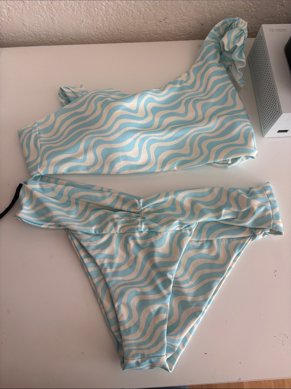 Aqua Wave One-Shoulder Bikini Set